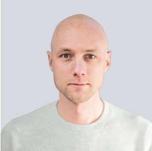 Aaron headshot